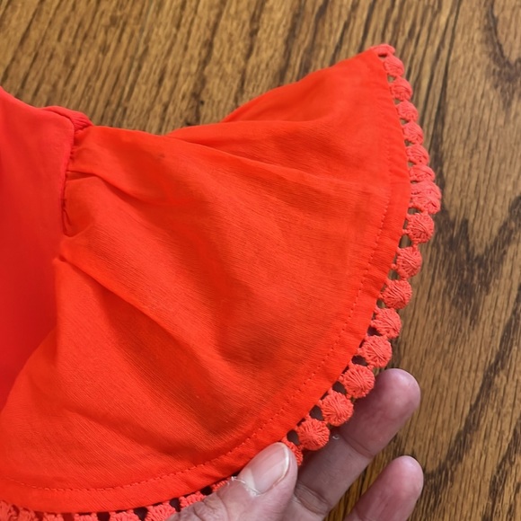 Ruffled T-shirt NWOT - Picture 4 of 4